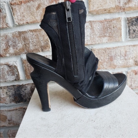 LD Tuttle Womens 7 Vero Cuoio Mesh Zip up Peep Toe Heels - Picture 9 of 11